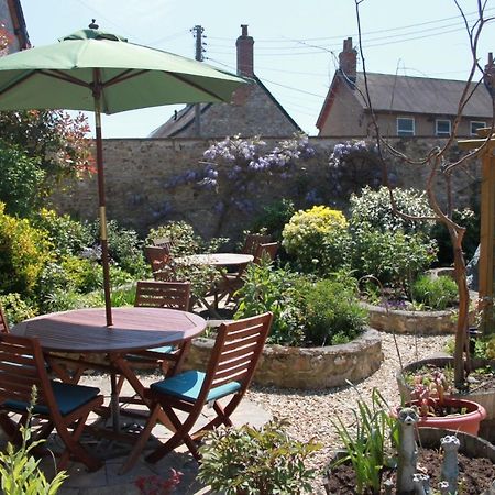 The Old Bakehouse Bed and Breakfast Colyton Exterior foto