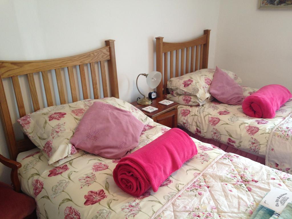 The Old Bakehouse Bed and Breakfast Colyton Exterior foto